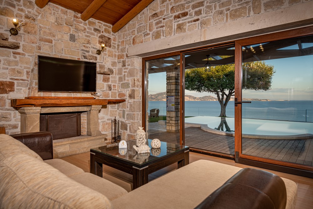 couples room paradise hotel and bar